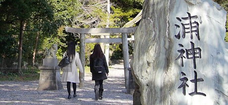 浦神社